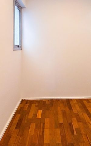 Apartamento à venda com 156m², 3 quartos e 1 vaga Apartamento à venda com 156m², 3 quartos e 1 vagaQuarto de Serviço