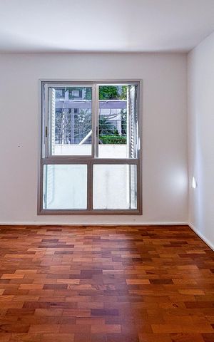 Apartamento à venda com 156m², 3 quartos e 1 vaga Apartamento à venda com 156m², 3 quartos e 1 vagaQuarto