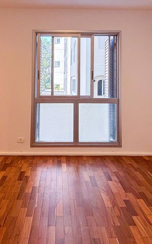 Apartamento à venda com 156m², 3 quartos e 1 vaga Apartamento à venda com 156m², 3 quartos e 1 vagaSuíte 1