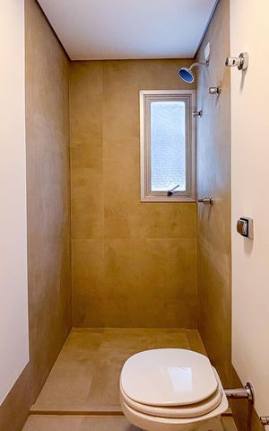 Apartamento à venda com 156m², 3 quartos e 1 vaga Apartamento à venda com 156m², 3 quartos e 1 vagaBanheiro
