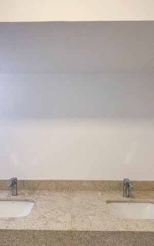 Apartamento à venda com 156m², 3 quartos e 1 vaga Apartamento à venda com 156m², 3 quartos e 1 vagaBanheiro da Suíte 2