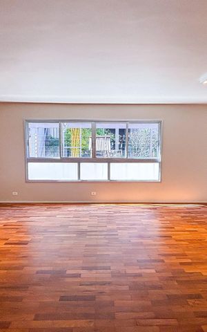 Apartamento à venda com 156m², 3 quartos e 1 vaga Apartamento à venda com 156m², 3 quartos e 1 vagaSala
