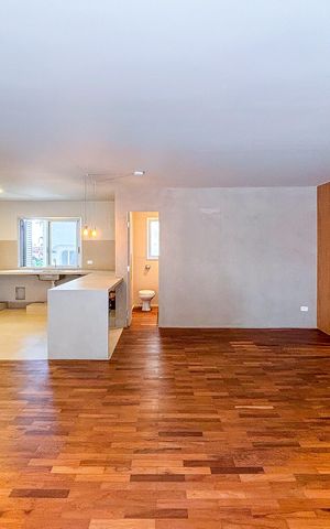 Apartamento à venda com 156m², 3 quartos e 1 vaga Apartamento à venda com 156m², 3 quartos e 1 vagaSala