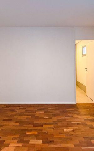 Apartamento à venda com 156m², 3 quartos e 1 vaga Apartamento à venda com 156m², 3 quartos e 1 vagaSuíte 1