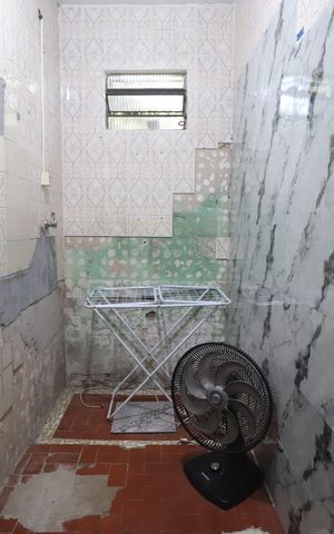 Casa à venda com 150m², 4 quartos e 2 vagasBanheiro