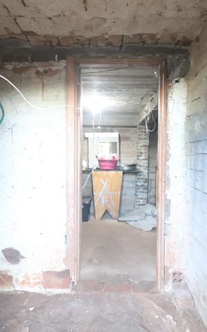 Casa à venda com 150m², 4 quartos e 2 vagasPorão