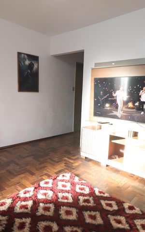 Casa à venda com 150m², 4 quartos e 2 vagasSala