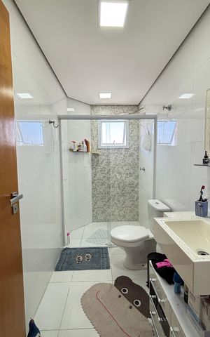 Casa à venda com 181m², 3 quartos e 4 vagas Casa à venda com 181m², 3 quartos e 4 vagasBanheiro da Suíte