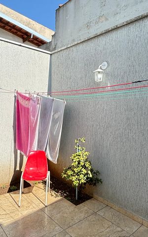Casa à venda com 181m², 3 quartos e 4 vagas Casa à venda com 181m², 3 quartos e 4 vagasÁrea comum