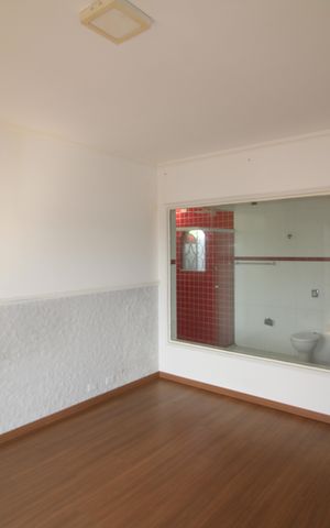 Casa à venda com 170m², 3 quartos e 3 vagasSuíte 3