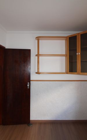 Casa à venda com 170m², 3 quartos e 3 vagasSuíte 2