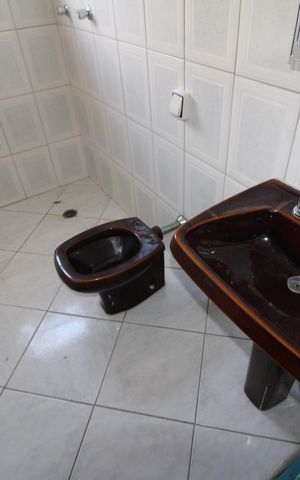 Casa à venda com 170m², 3 quartos e 3 vagasBanheiro Suíte