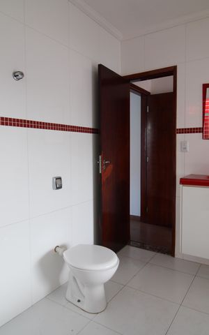 Casa à venda com 170m², 3 quartos e 3 vagas Banheiro Suíte 3