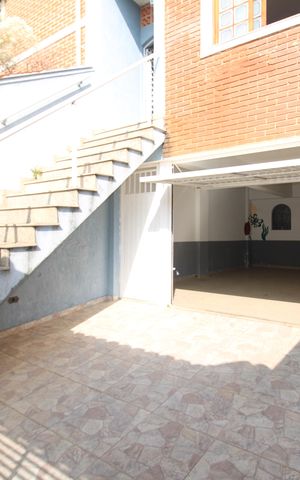 Casa à venda com 170m², 3 quartos e 3 vagasGaragem