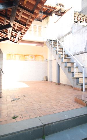 Casa à venda com 170m², 3 quartos e 3 vagasÁrea de Serviço