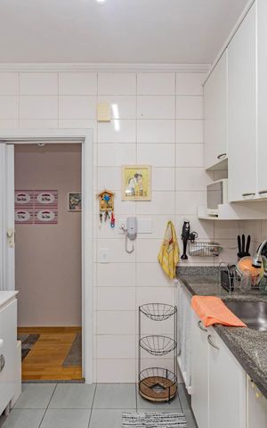 Apartamento para alugar com 84m², 3 quartos e 2 vagasCozinha