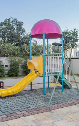 Apartamento para alugar com 84m², 3 quartos e 2 vagasÁrea comum - Playground