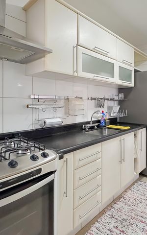 Apartamento à venda com 87m², 3 quartos e 2 vagas Apartamento à venda com 87m², 3 quartos e 2 vagasCozinha