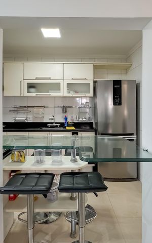 Apartamento à venda com 87m², 3 quartos e 2 vagas Apartamento à venda com 87m², 3 quartos e 2 vagasCozinha