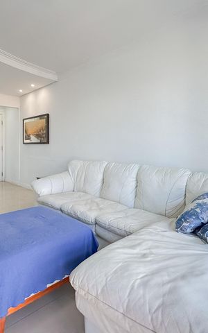 Apartamento à venda com 87m², 3 quartos e 2 vagas Apartamento à venda com 87m², 3 quartos e 2 vagasSala