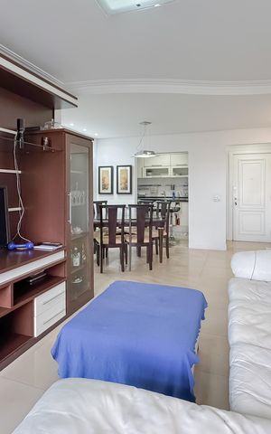 Apartamento à venda com 87m², 3 quartos e 2 vagas Apartamento à venda com 87m², 3 quartos e 2 vagasSala