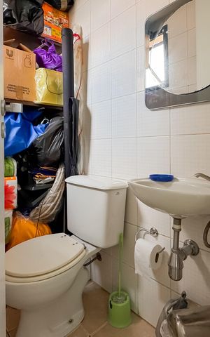 Apartamento à venda com 87m², 3 quartos e 2 vagas Apartamento à venda com 87m², 3 quartos e 2 vagasBanheiro de serviço