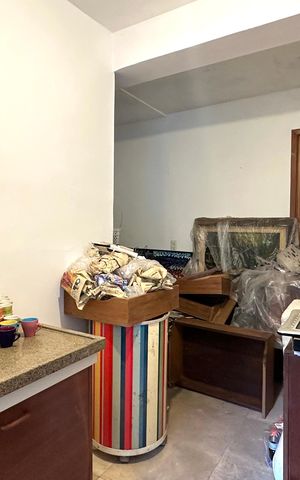 Casa à venda com 600m², 6 quartos e 2 vagas Casa à venda com 600m², 6 quartos e 2 vagasSalão