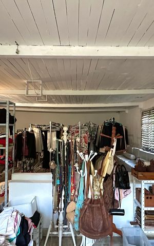 Casa à venda com 600m², 6 quartos e 2 vagas Casa à venda com 600m², 6 quartos e 2 vagasSalão