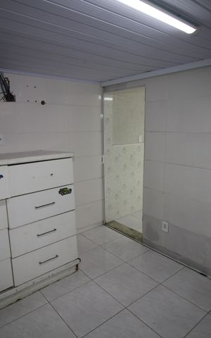 Casa à venda com 350m², 5 quartos e 2 vagasQuarto de Serviço