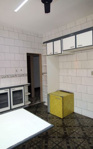 Casa à venda com 350m², 5 quartos e 2 vagasCozinha