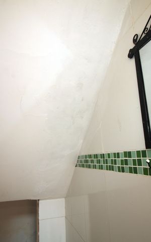 Casa à venda com 350m², 5 quartos e 2 vagasBanheiro da piscina
