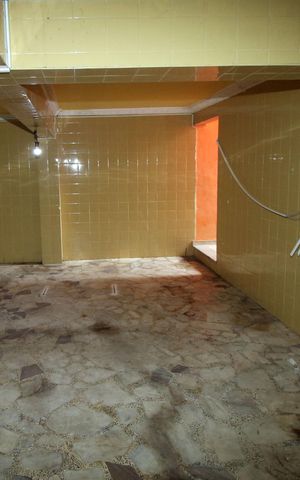 Casa à venda com 350m², 5 quartos e 2 vagasGaragem