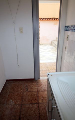 Casa à venda com 350m², 5 quartos e 2 vagasÁrea de Serviço