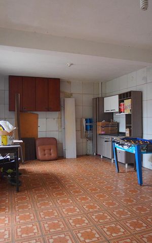 Casa à venda com 300m², 3 quartos e 3 vagasEdícula