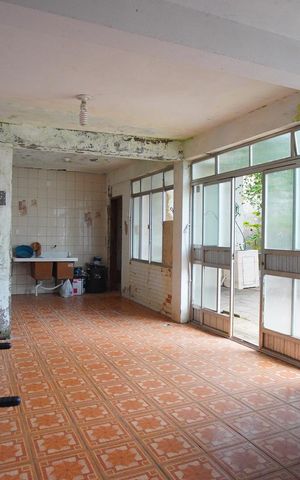 Casa à venda com 300m², 3 quartos e 3 vagasEdícula