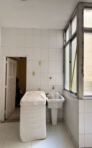 Apartamento à venda com 164m², 3 quartos e sem vaga Apartamento à venda com 164m², 3 quartos e sem vagaÁrea de serviço