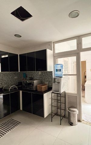 Apartamento à venda com 164m², 3 quartos e sem vaga Apartamento à venda com 164m², 3 quartos e sem vagaCozinha