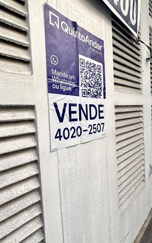 Apartamento à venda com 164m², 3 quartos e sem vaga Apartamento à venda com 164m², 3 quartos e sem vagaPlaca