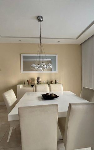 Apartamento à venda com 164m², 3 quartos e sem vaga Apartamento à venda com 164m², 3 quartos e sem vagaSala de jantar