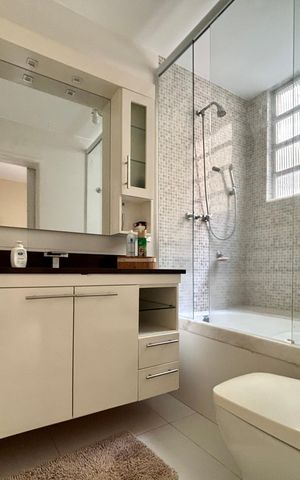 Apartamento à venda com 164m², 3 quartos e sem vaga Apartamento à venda com 164m², 3 quartos e sem vagaBanheiro da Suíte