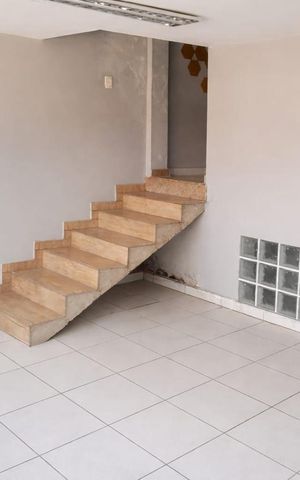 Casa à venda com 397m², 2 quartos e 2 vagas
