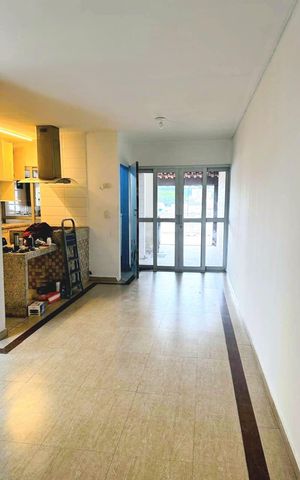 Casa à venda com 397m², 2 quartos e 2 vagas