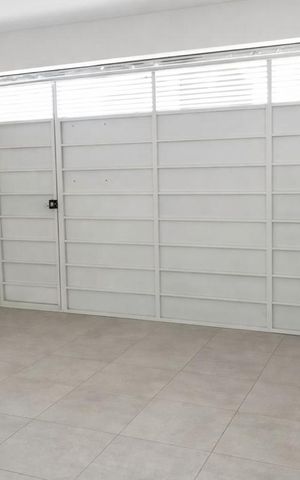 Casa à venda com 397m², 2 quartos e 2 vagas