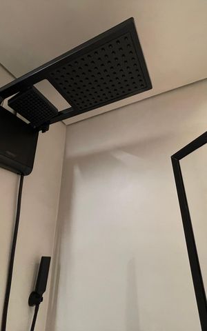 Studio para alugar com 26m², 1 quarto e 1 vaga Studio para alugar com 26m², 1 quarto e 1 vagaBanheiro
