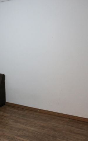 Casa à venda com 100m², 4 quartos e sem vagaSala