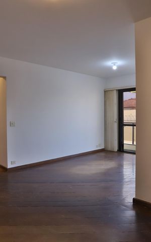 Apartamento à venda com 112m², 3 quartos e 2 vagas Apartamento à venda com 112m², 3 quartos e 2 vagasSala de Jantar