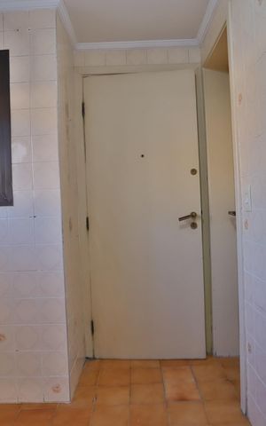 Apartamento à venda com 112m², 3 quartos e 2 vagas Apartamento à venda com 112m², 3 quartos e 2 vagasLavanderia