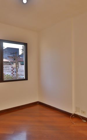 Apartamento à venda com 112m², 3 quartos e 2 vagas Apartamento à venda com 112m², 3 quartos e 2 vagasQuarto 1