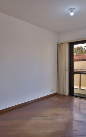 Apartamento à venda com 112m², 3 quartos e 2 vagas Apartamento à venda com 112m², 3 quartos e 2 vagasSala