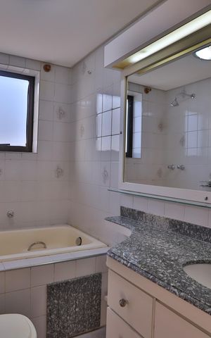 Apartamento à venda com 112m², 3 quartos e 2 vagas Apartamento à venda com 112m², 3 quartos e 2 vagasBanheiro do Quarto 2